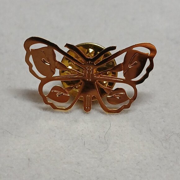 Vintage Gold Tone Metal Butterfly Brooch Pin Costume Jewelry #12W - Picture 2 of 8